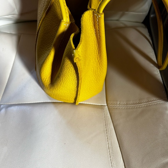 Brand New- Devan Bucket Bag in Naples - Picture 4 of 8